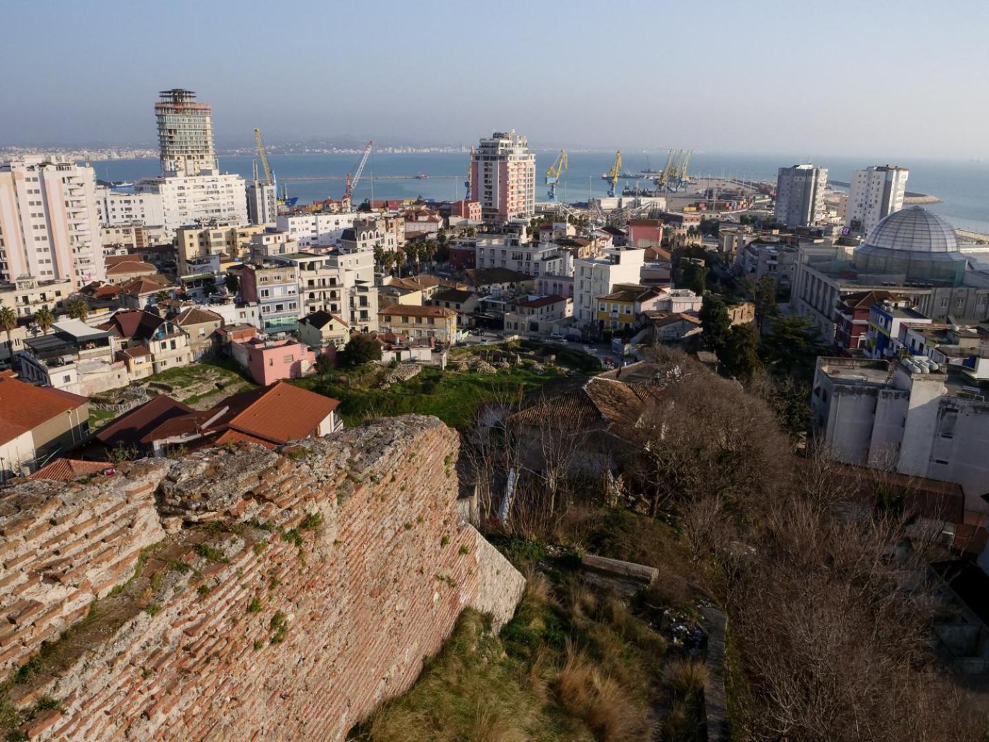 Super Apartment In The Ancient Roman Amphitheater Durres Exterior photo